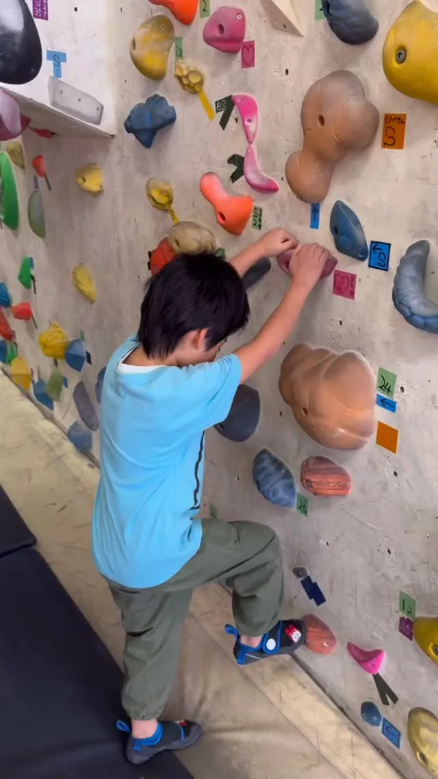 2/21(土) OPEN 10:00~19:00 CLOSE...